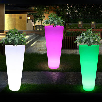 Lichte bloempot tentoonstelling Lichte kleurrijke tuinplantpotten Plastic plantenplanter vloerlamp Voor feest verhuur