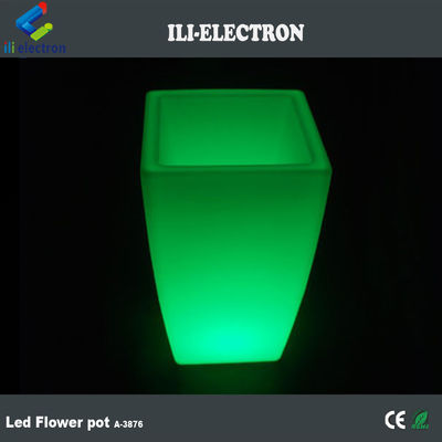 China Leverancier Outdoor LED verlicht verlicht vierkant Plant Pot 80000h Batterijduur