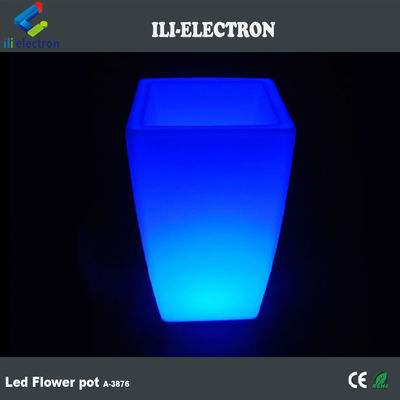 China Leverancier Outdoor LED verlicht verlicht vierkant Plant Pot 80000h Batterijduur