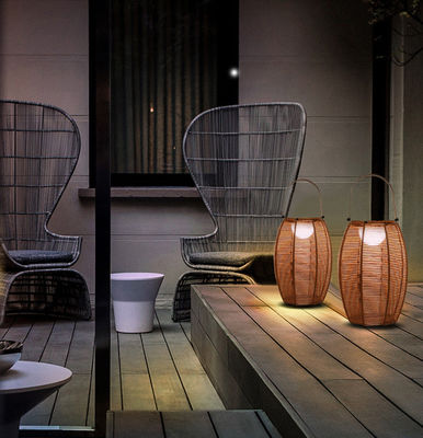 Buitenstaander Rattan schaduw vloerlamp Zonne-energie IP65 waterdicht