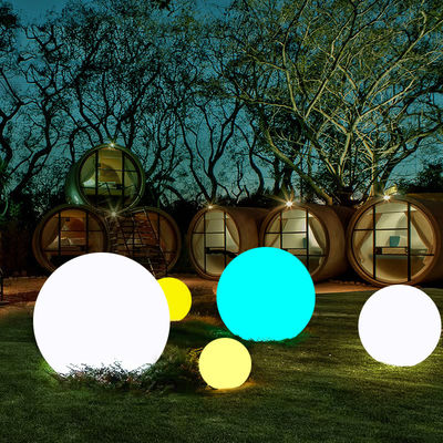 Plastic LED kleurveranderende gloeiende ballen 10cm 80cm waterbestendig voor vakantie