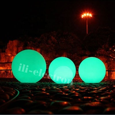 PE-oplaadbare LED-drijvende bal van kunststof