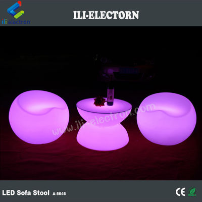 Commerciële kunststof LED lounge meubels Moderne stijl voor evenementen