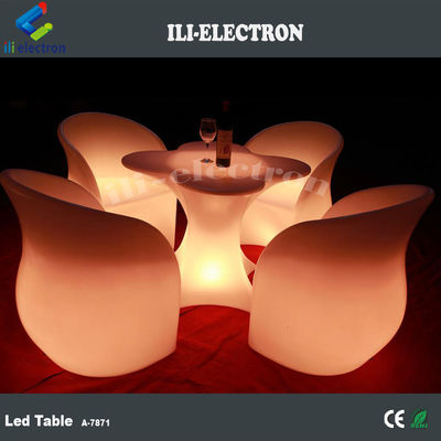 Draagbaar plastic LED cocktail tafellamp voor buitenevenementen