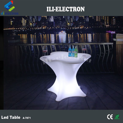 Draagbaar plastic LED cocktail tafellamp voor buitenevenementen