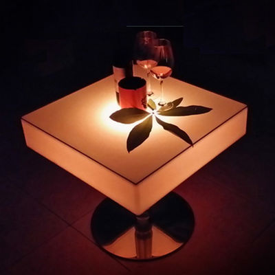 Commerciële vierkante LED-verlichting Cocktail tafels oplaadbaar met roestvrij staal