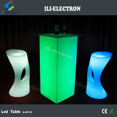 Buiten LED licht Cocktail tafel Hoog Cuboid PE Plastic materiaal met afstandsbediening