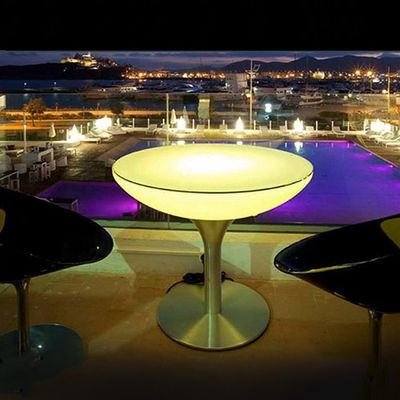 Commerciële LED licht cocktail tafel, verlichte bar tafel draadloos voor het feest