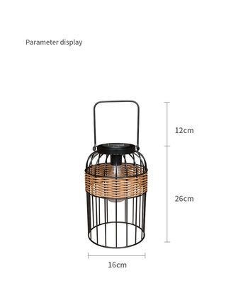 Kleine Draagbare Rattan Geweven Zonnelampen Voor Balkon Tafel Atmosfeer