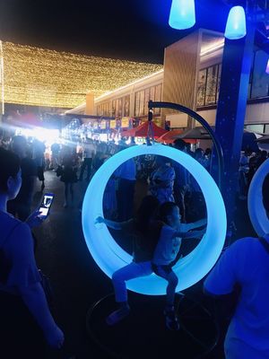 Outdoor Entertainment kleurrijke hangende schommelstoel verlichting Afstandsbediening LED Verlicht Swing