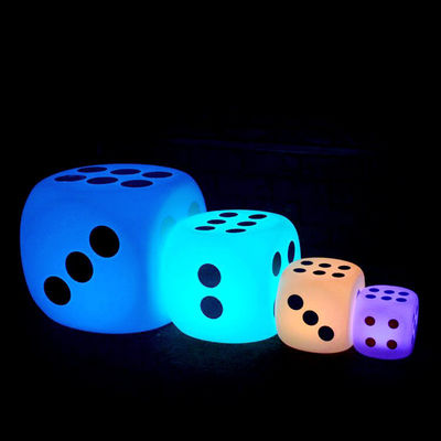Verlicht buiten LED Cube Light Dice Style 15cm 20cm 30cm IP65 waterdicht Voor buiten evenementen