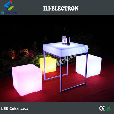 Moderne LED-buitenscherm is een perfecte oplossing voor verlichting