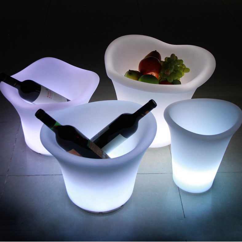 PE Plastic LED IJskist 16 kleuren wisselend met oplaadbare lithiumbatterie