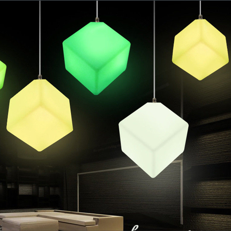 Afstandsbediening Buiten LED Cube Light Pendant Light Voor evenementen &amp; feesten Decoratie