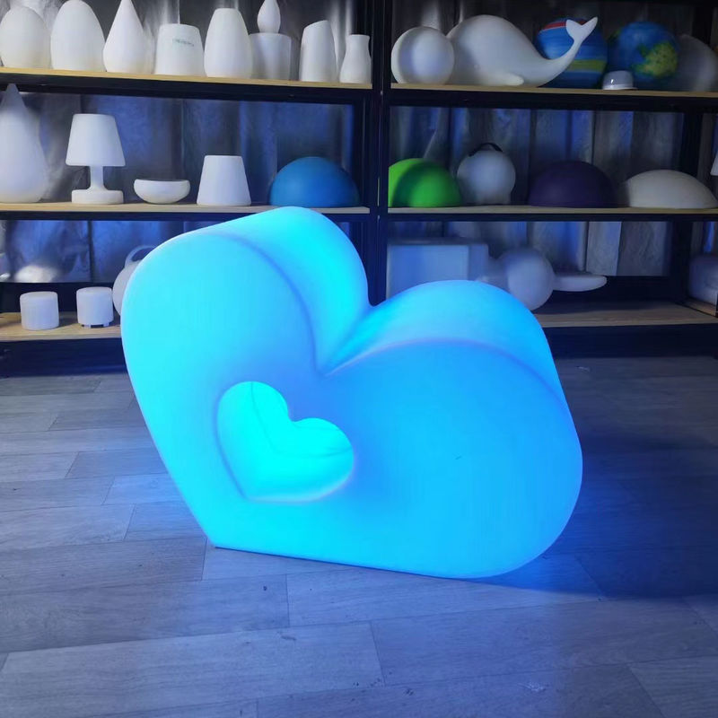 Creatieve kleurrijke led gloeiende hart krukken hart stoel voor evenement