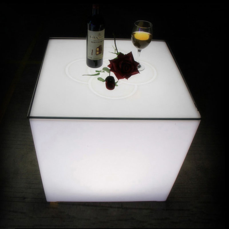PE-materiaal LED-cubuszit voor decoratieve led-cubustafel